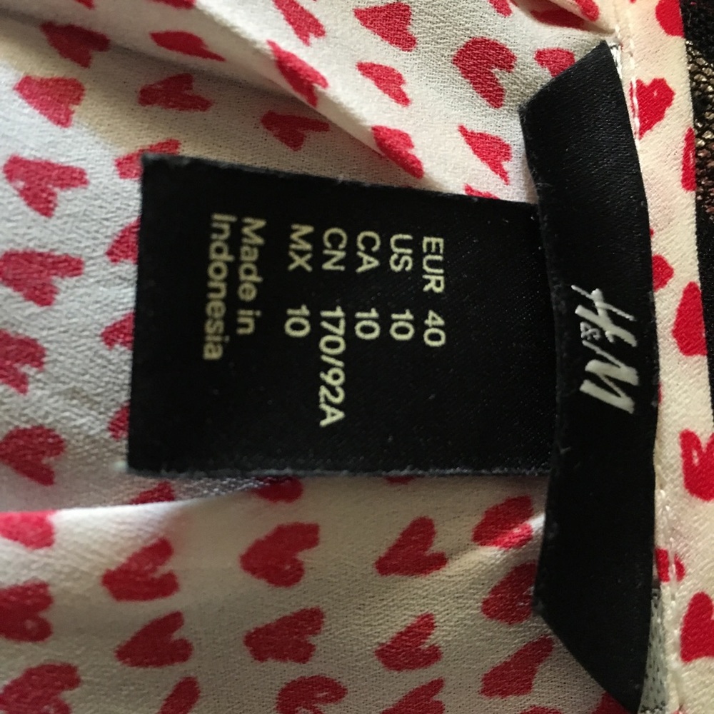 H&M heart shirt